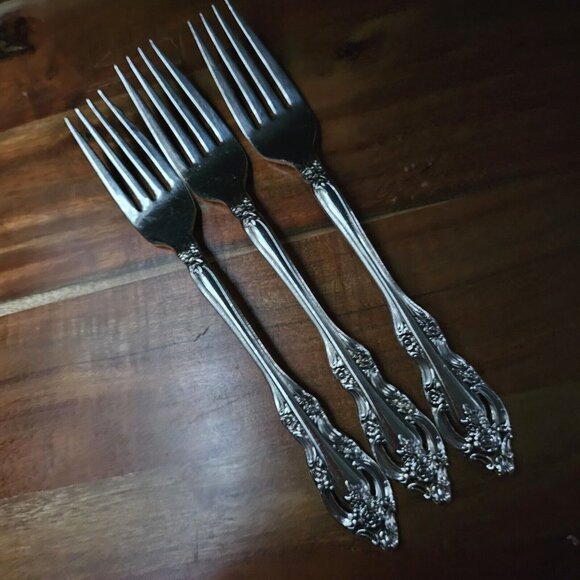 3 Oneida Community SILVER ARTISTRY Dinner Forks 1965 Silverware Flatware - Picture 1 of 10